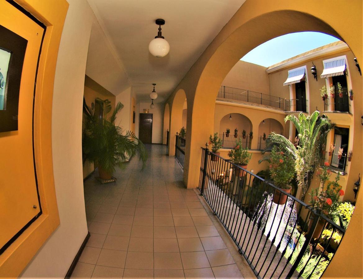 Hotel America Colima Exteriér fotografie